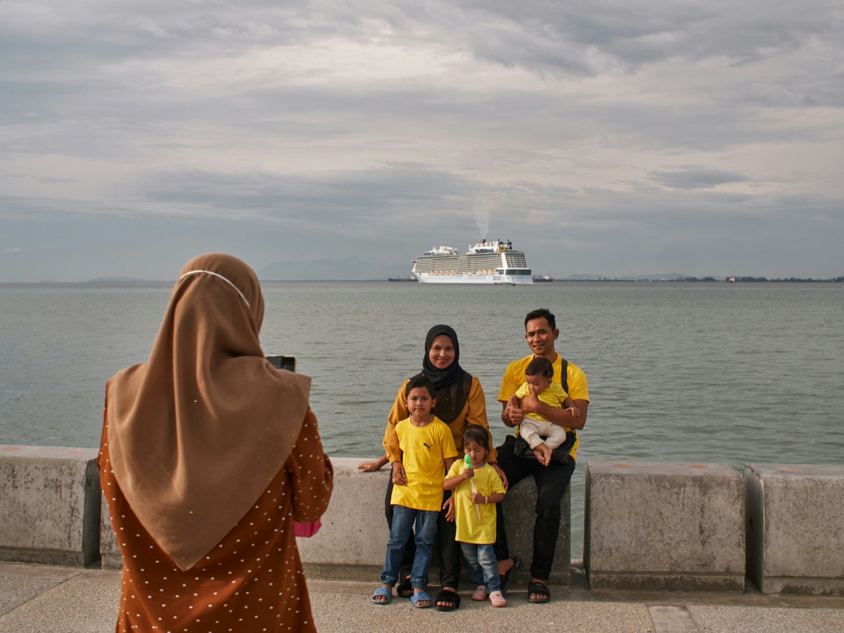 Family-friendly ferry amenities including children's play areas, family cabins, and onboard entertainment facilities